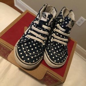 Polka dot vans